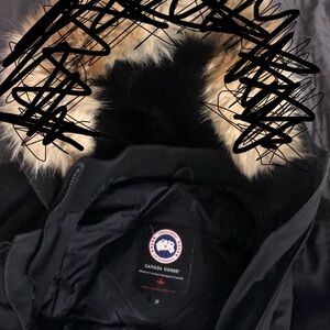 Canada goose Kensington coat- no fur